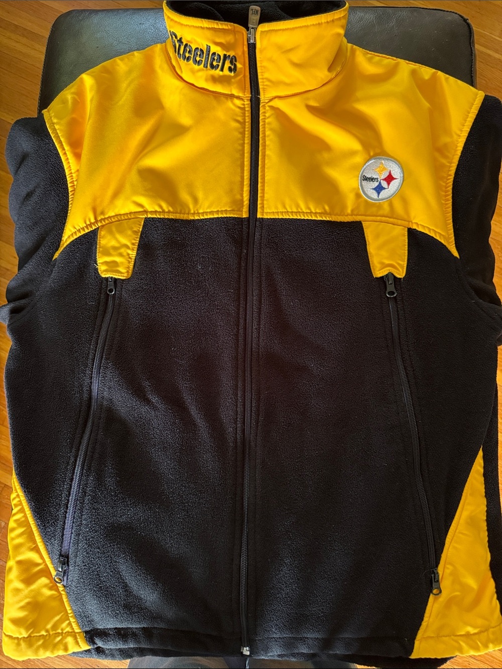 NFL Black and Yellow Steelers Puffer Fleece Jacket - Picture 3 of 4